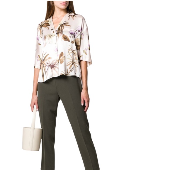 Vince Tops - Vince 100% Silk Tropical Garden Satin Lounge Top